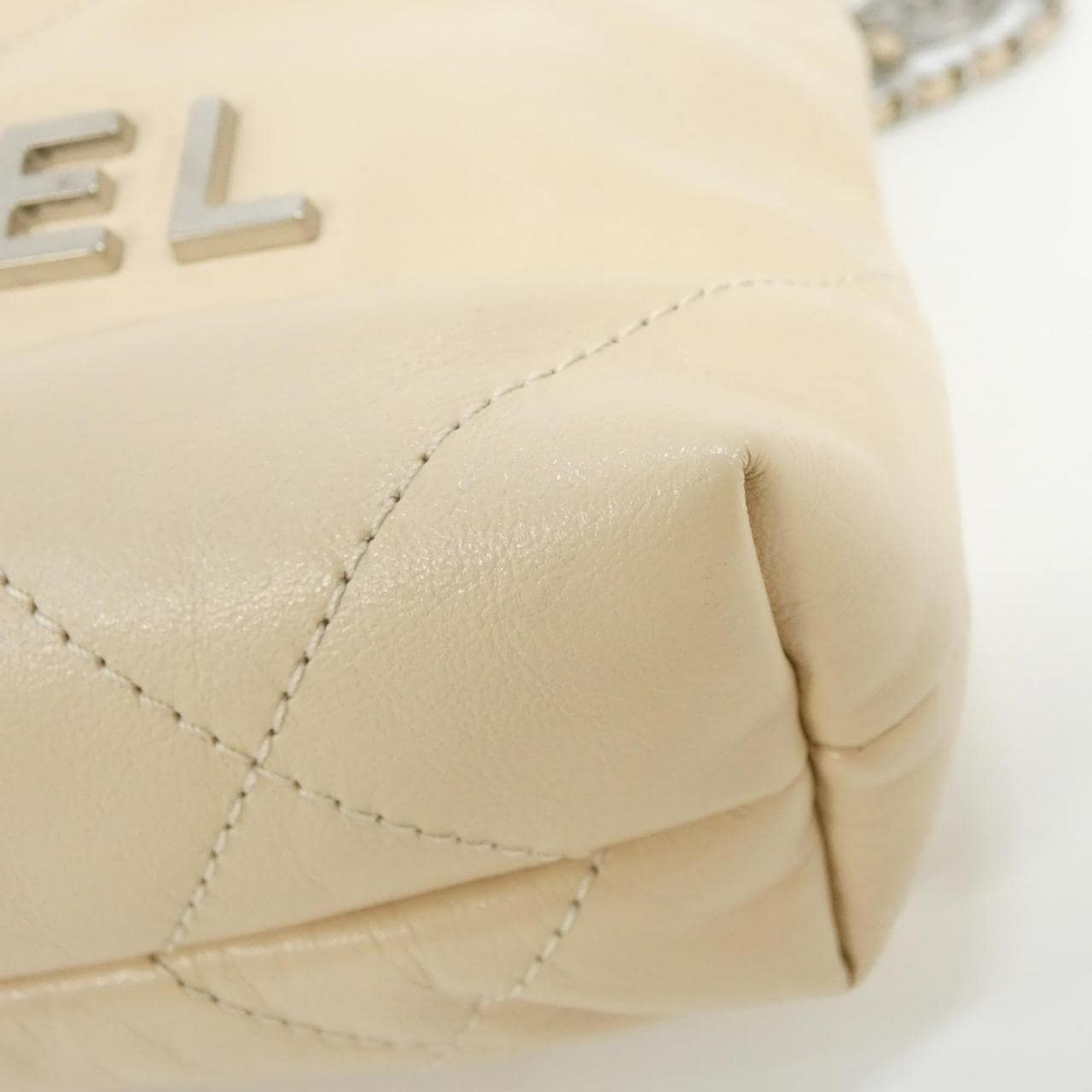 シャネル シャネル22 ライン MINI AS3980 ショルダーバッグ