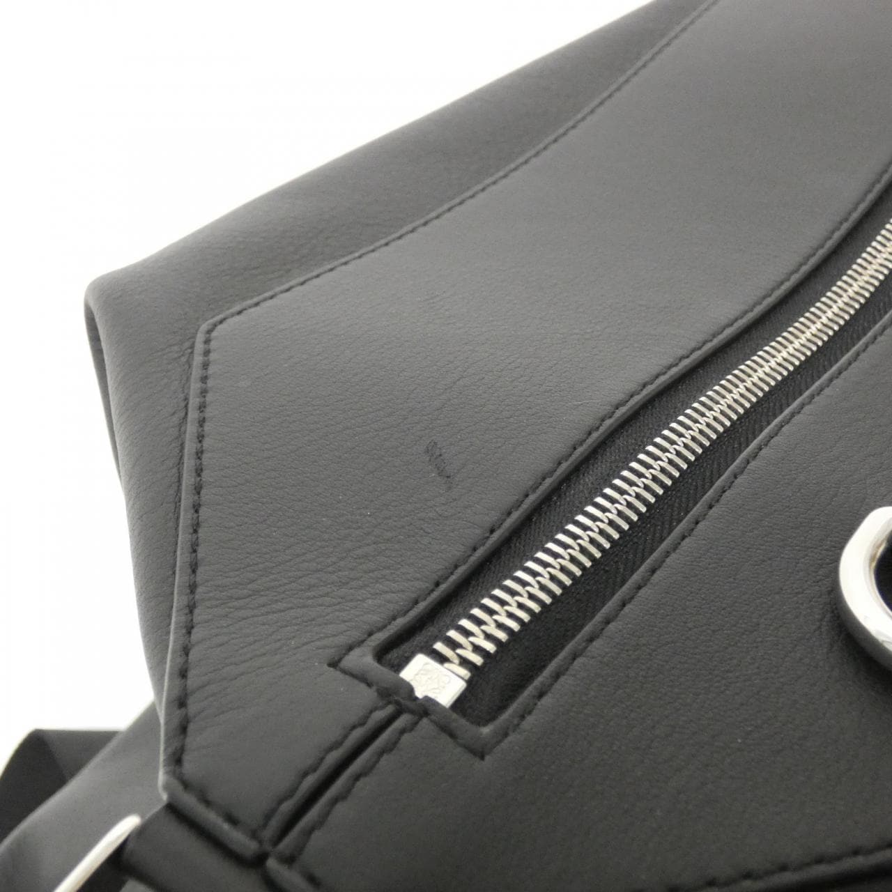 ロエベ コンバーチブル バックパック スモール B777W22X02 リュックサック