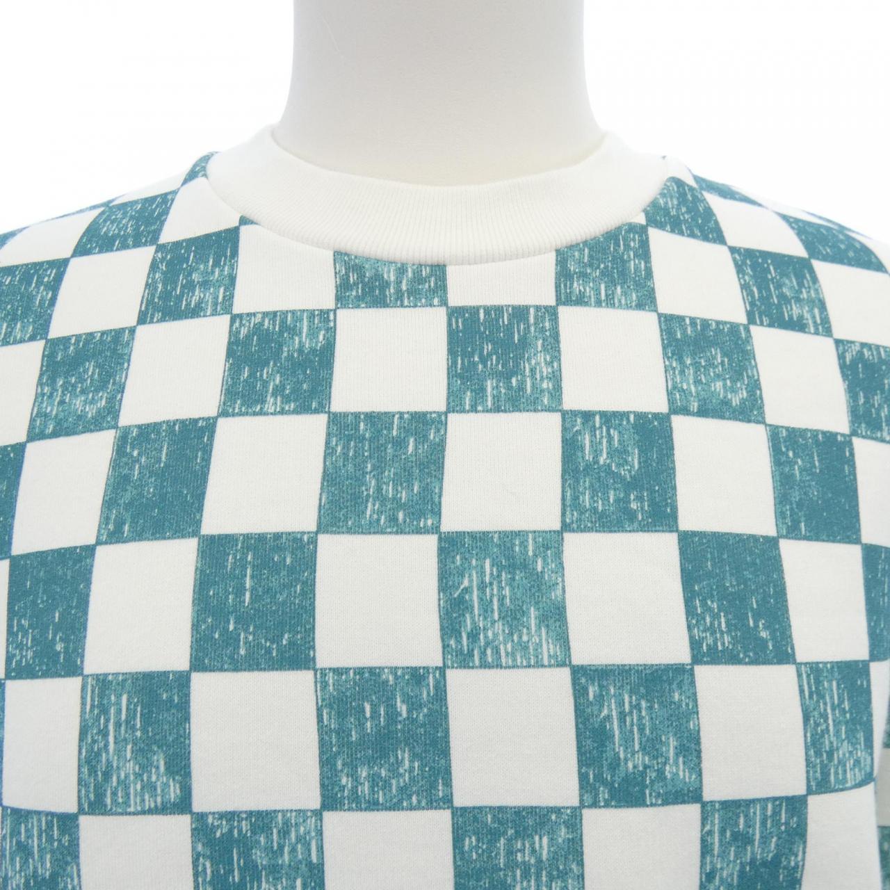 LOUIS VUITTON Vuitton HLY30WIHN sweatshirt