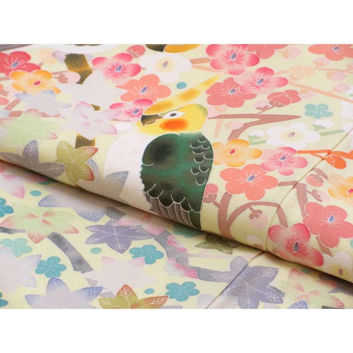 色留袖　【本加賀友禅】百貫華峰　四ッ目菱