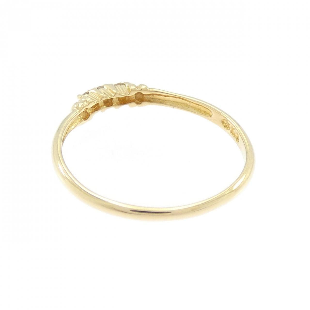 K18YG スリーストーン ダイヤモンド リング