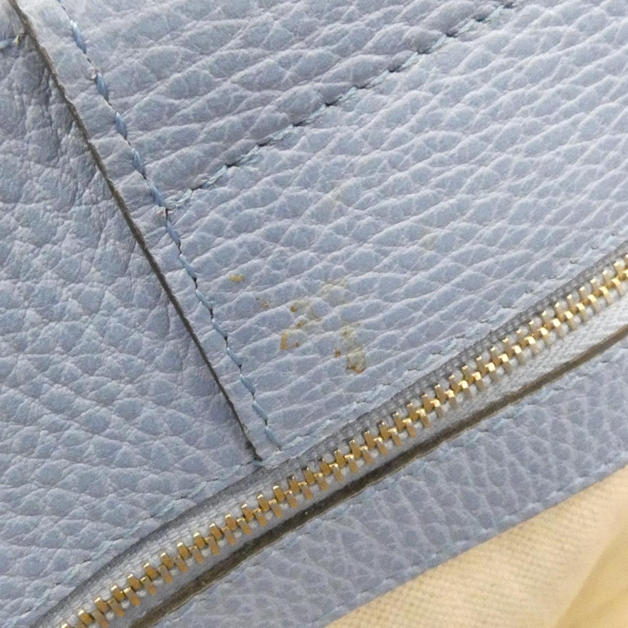 グッチ 354408 CAO2G バッグ