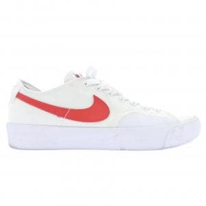 ナイキ NIKE スニーカー