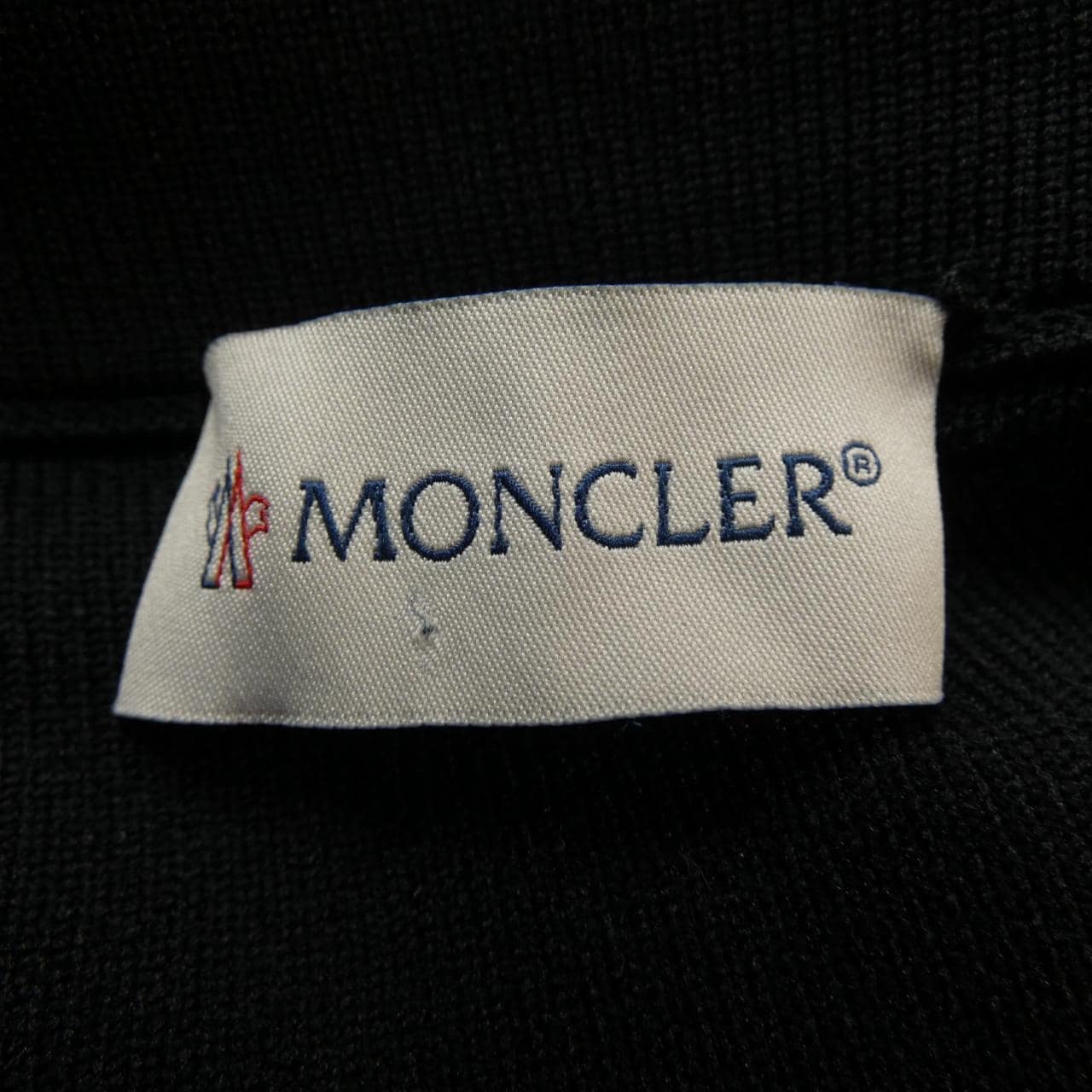 MONCLER蒙克勒羽绒服