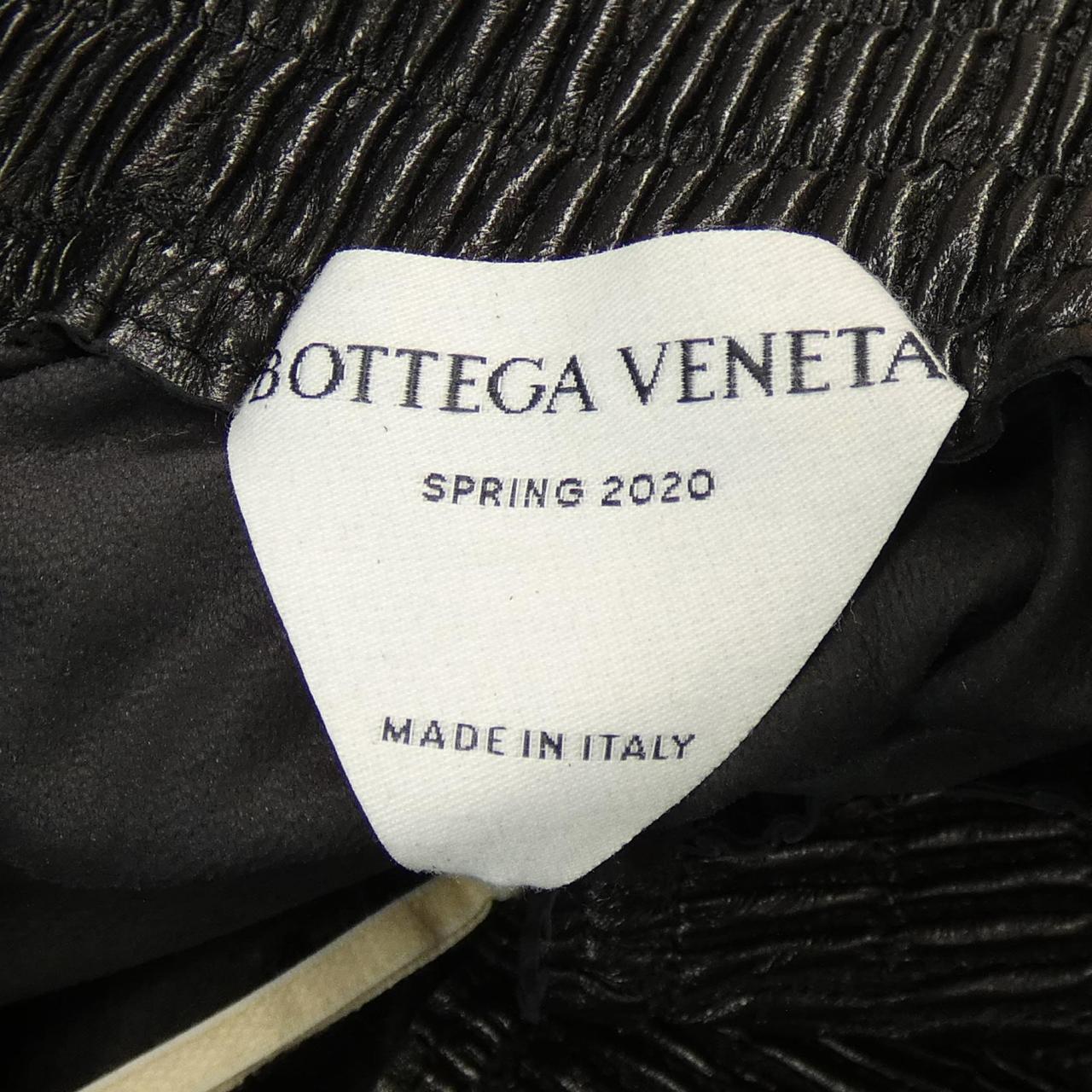 BOTTEGA VENETA短裤