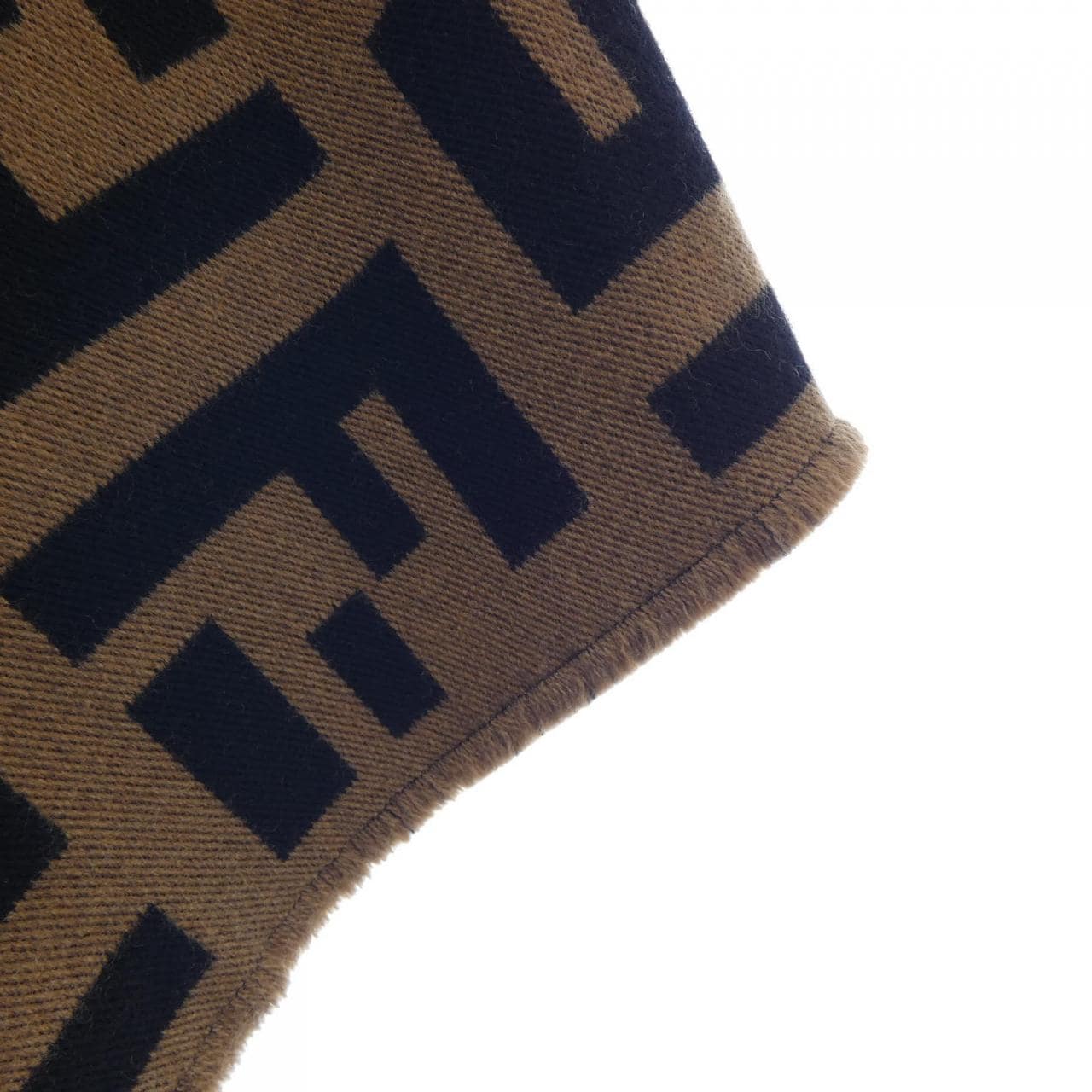 フェンディ FENDI ケープ