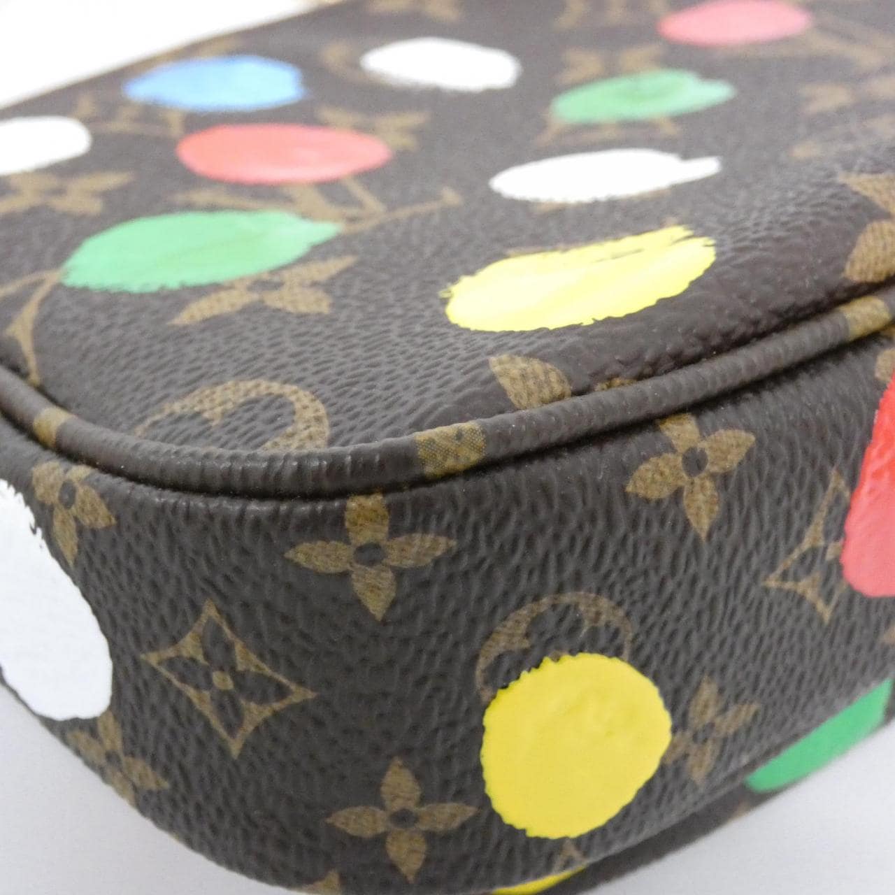 ルイヴィトン モノグラム(LV X YK) ミュルティ ポシェット アクセソワール M46385 ショルダーバッグ