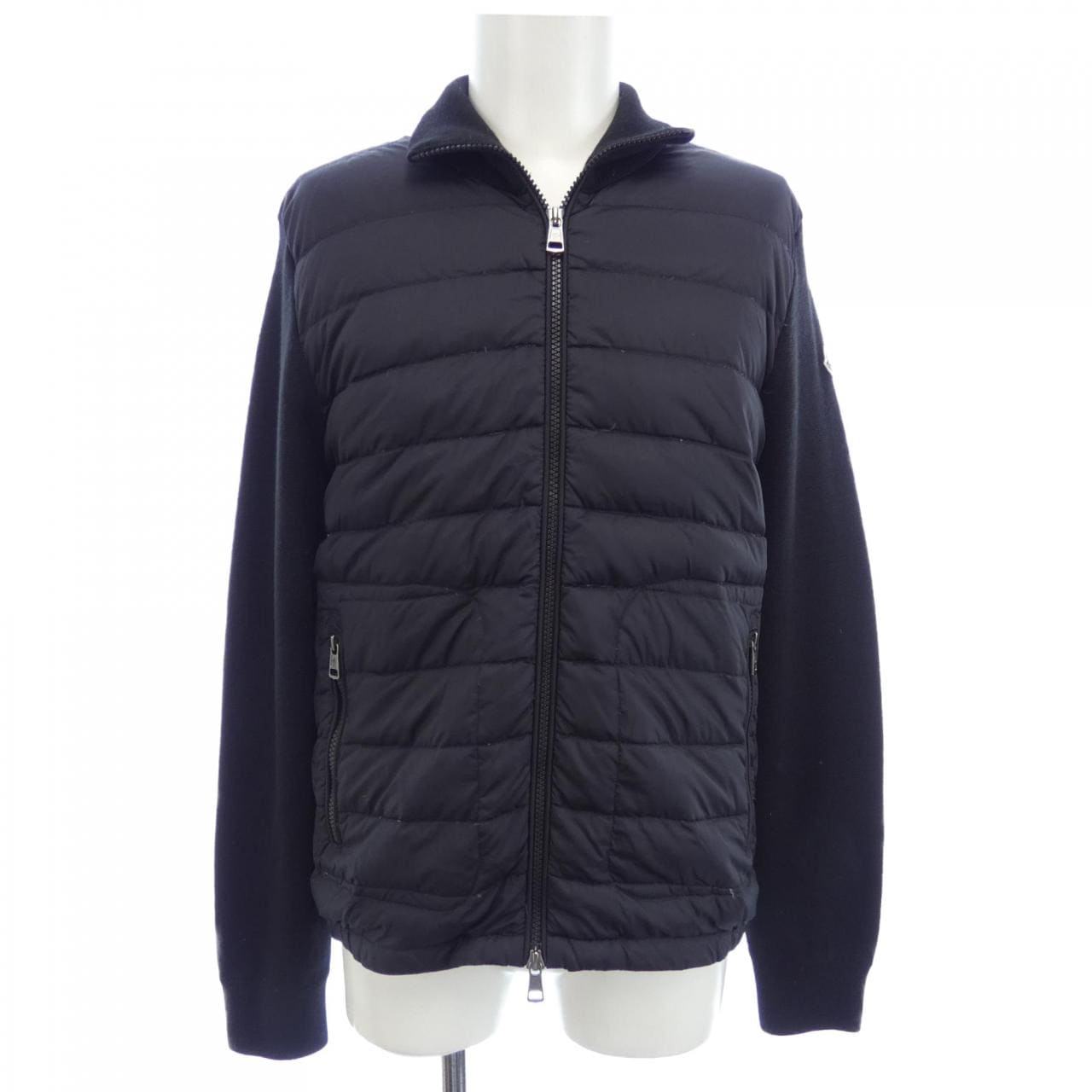 モンクレール MONCLER ダウンジャケット