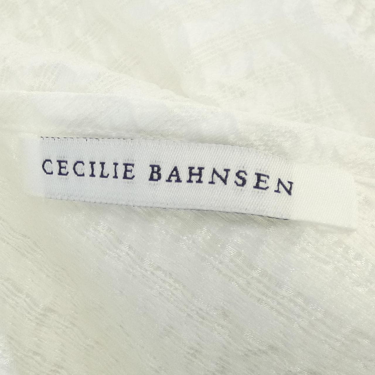 セシリーバンセン CECILIE BAHNSEN トップス