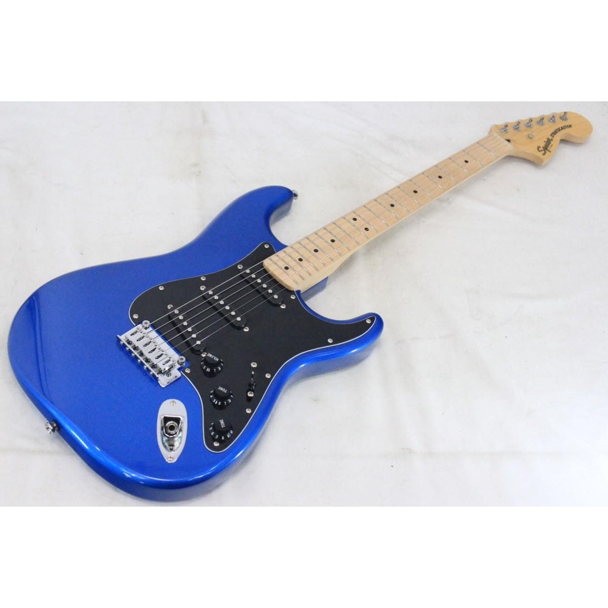 SQUIER  AFFINITY STRATOCASTER