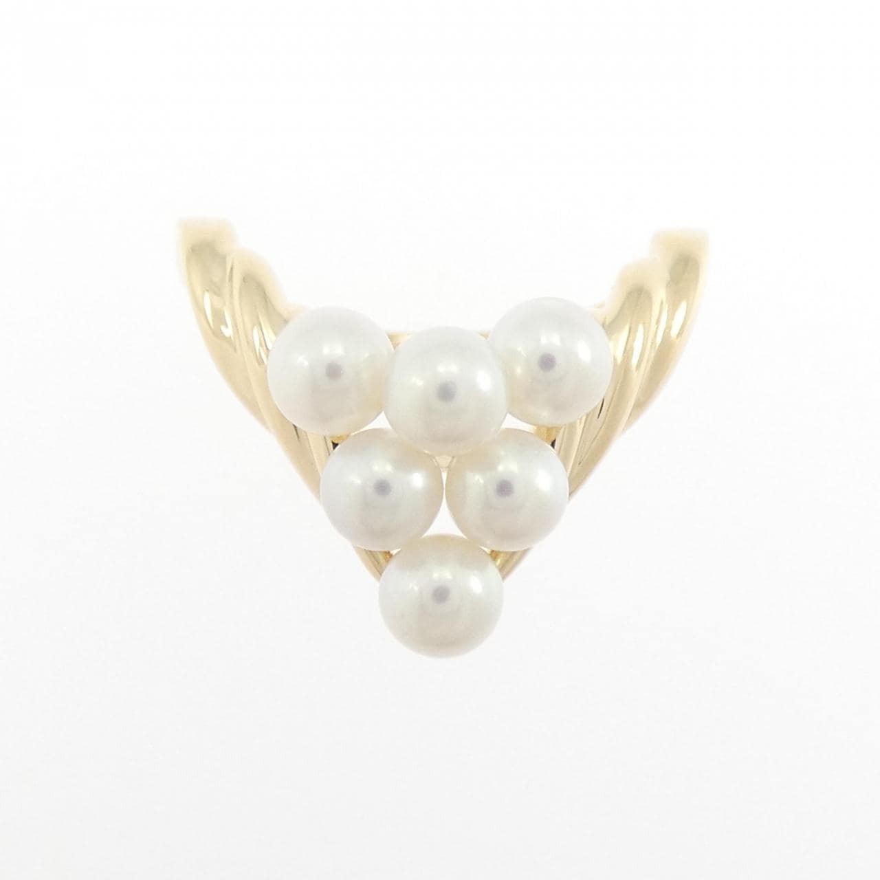 Tasaki Akoya pearl ring