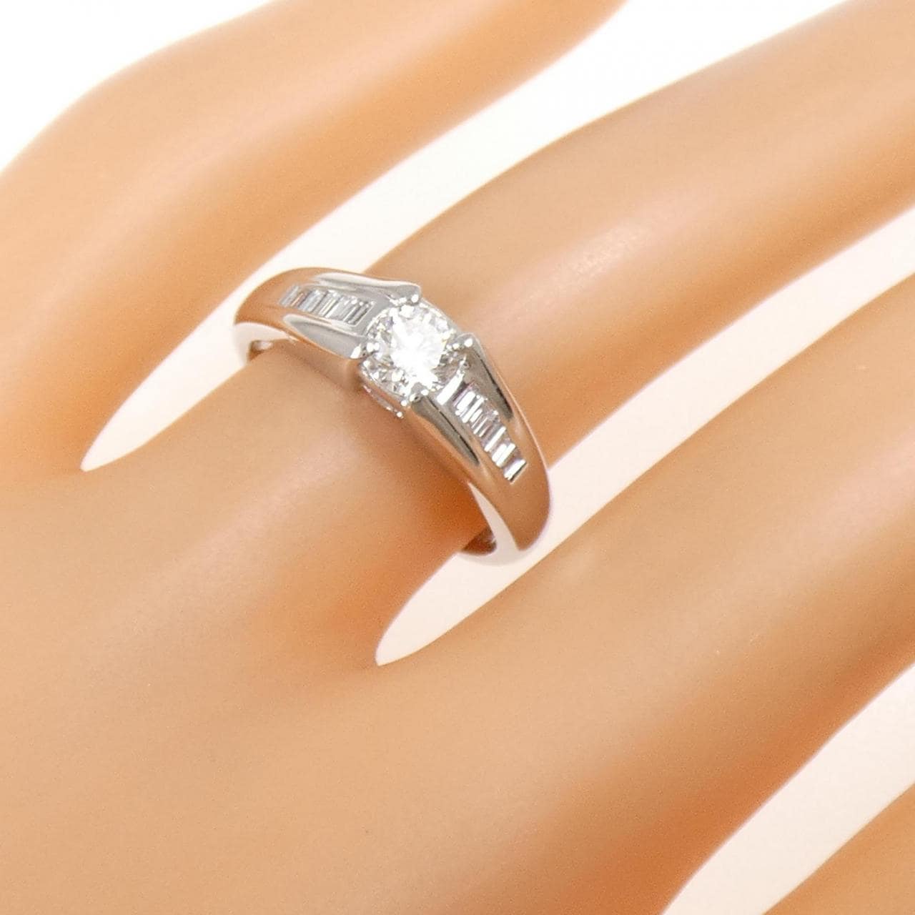 PT900 ダイヤモンド リング 0.334CT