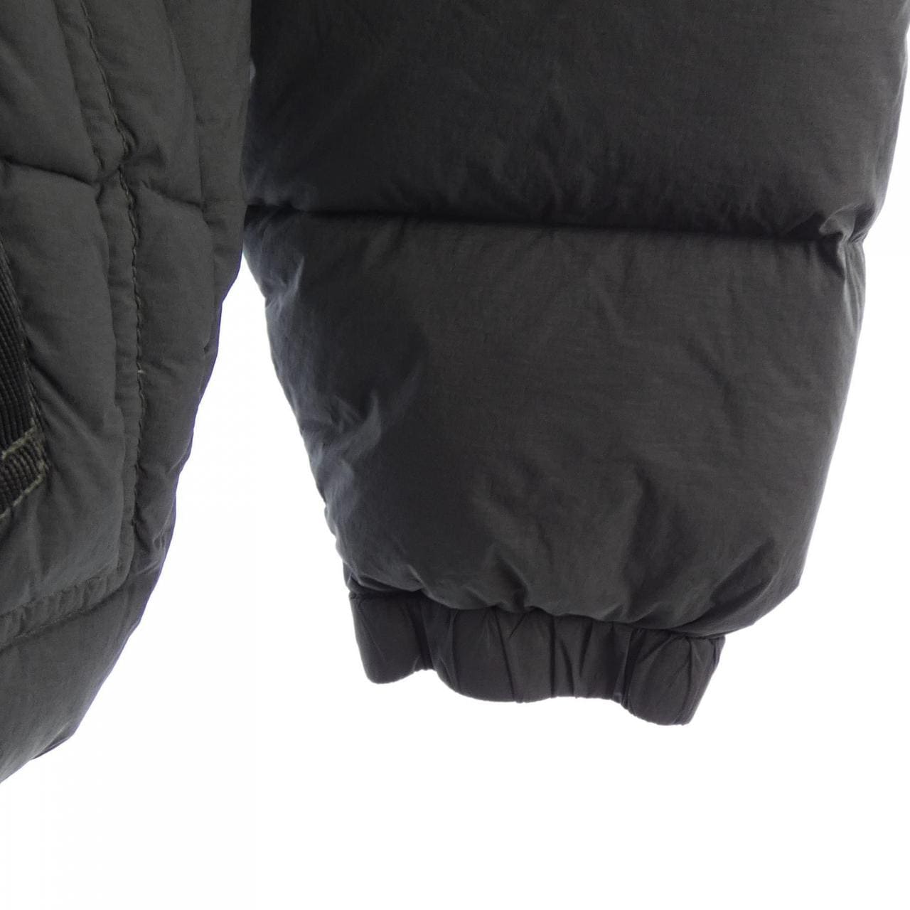 ストーンアイランド STONE ISLAND S15 4100040 S0028 V0062 ダウンジャケット