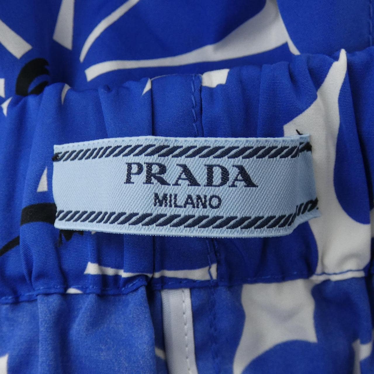 プラダ PRADA P202E S202 11I6 ショートパンツ