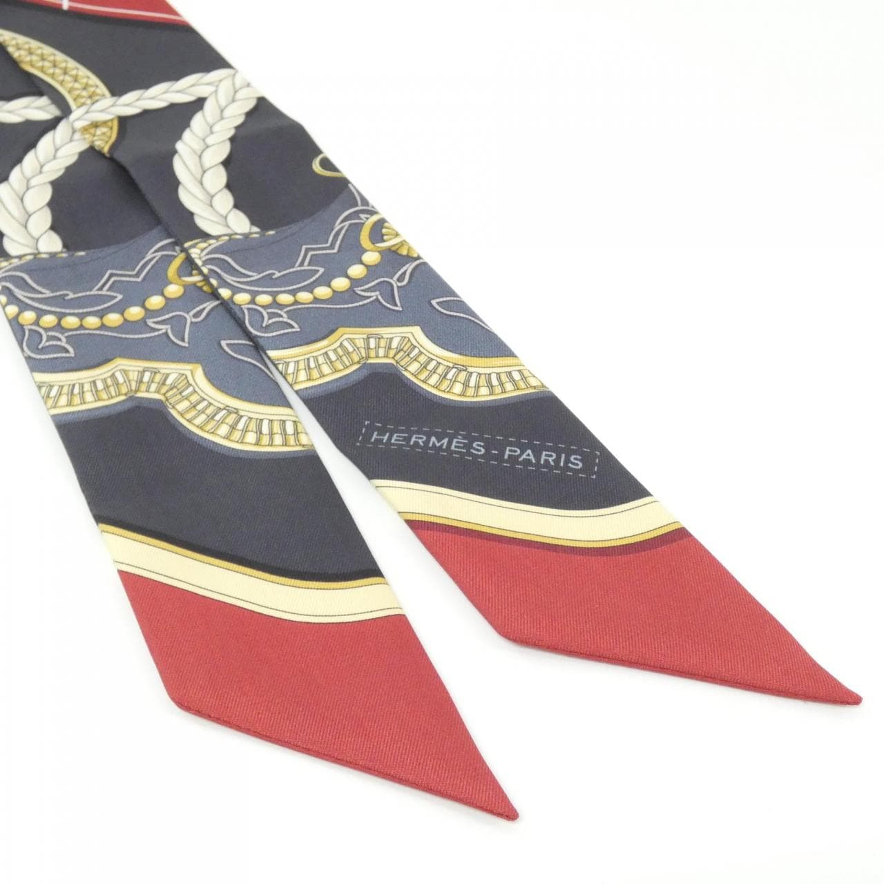 エルメス GRAND APPARAT ツイリー 061364S スカーフ