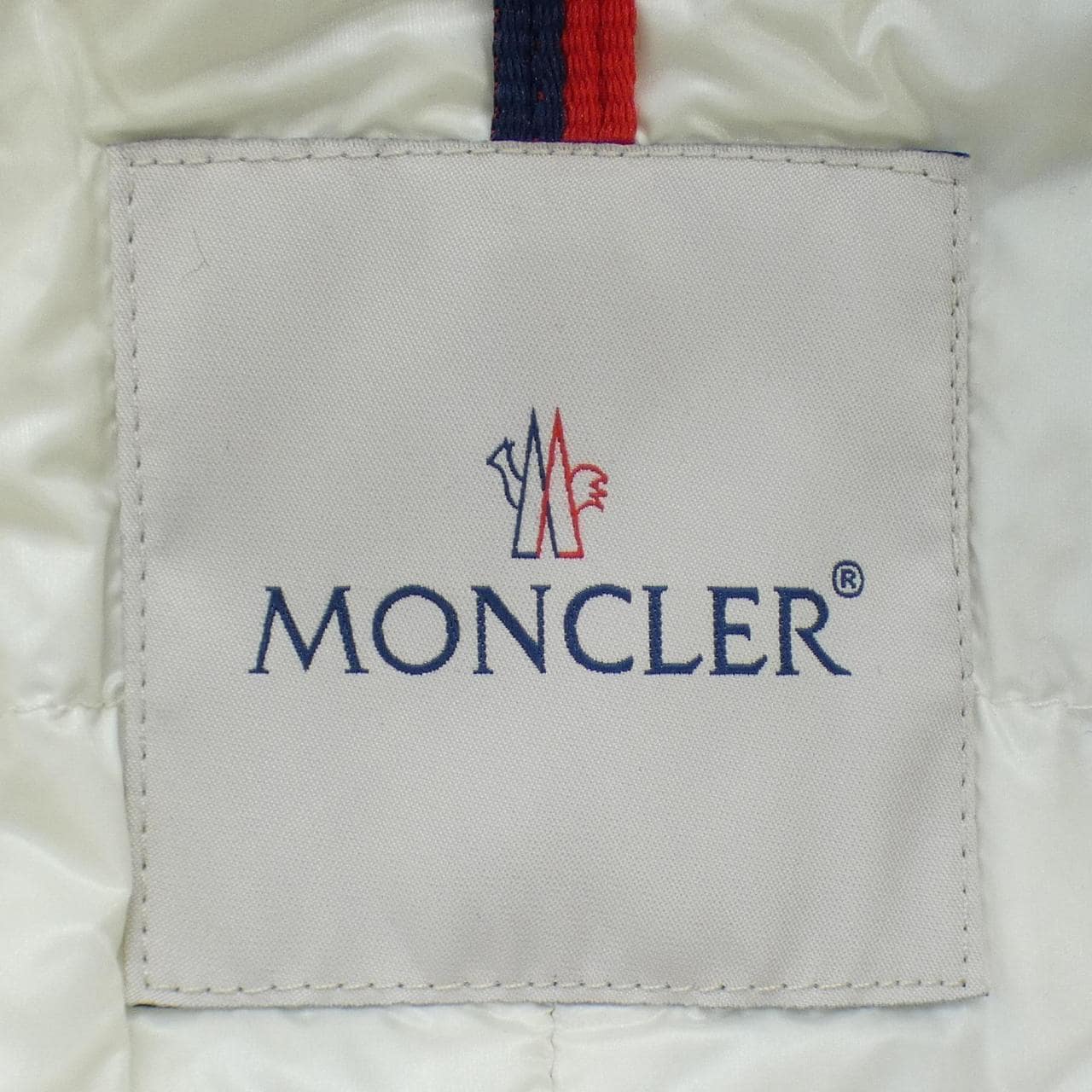 モンクレール MONCLER ダウンジャケット