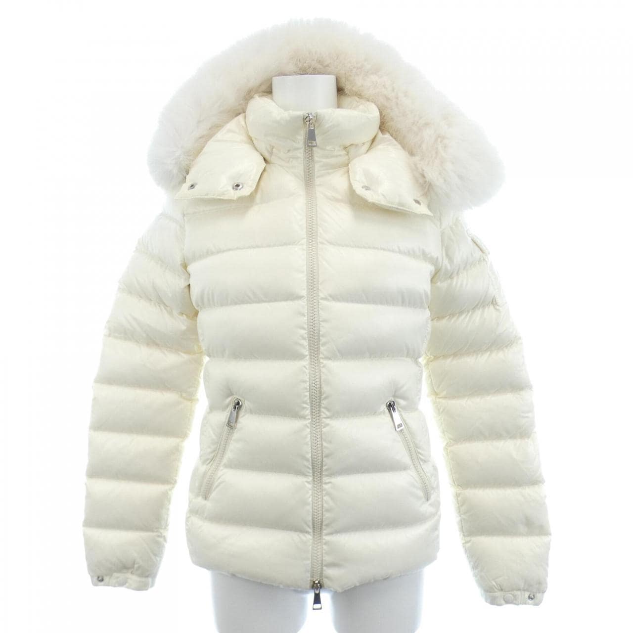 モンクレール MONCLER ダウンジャケット