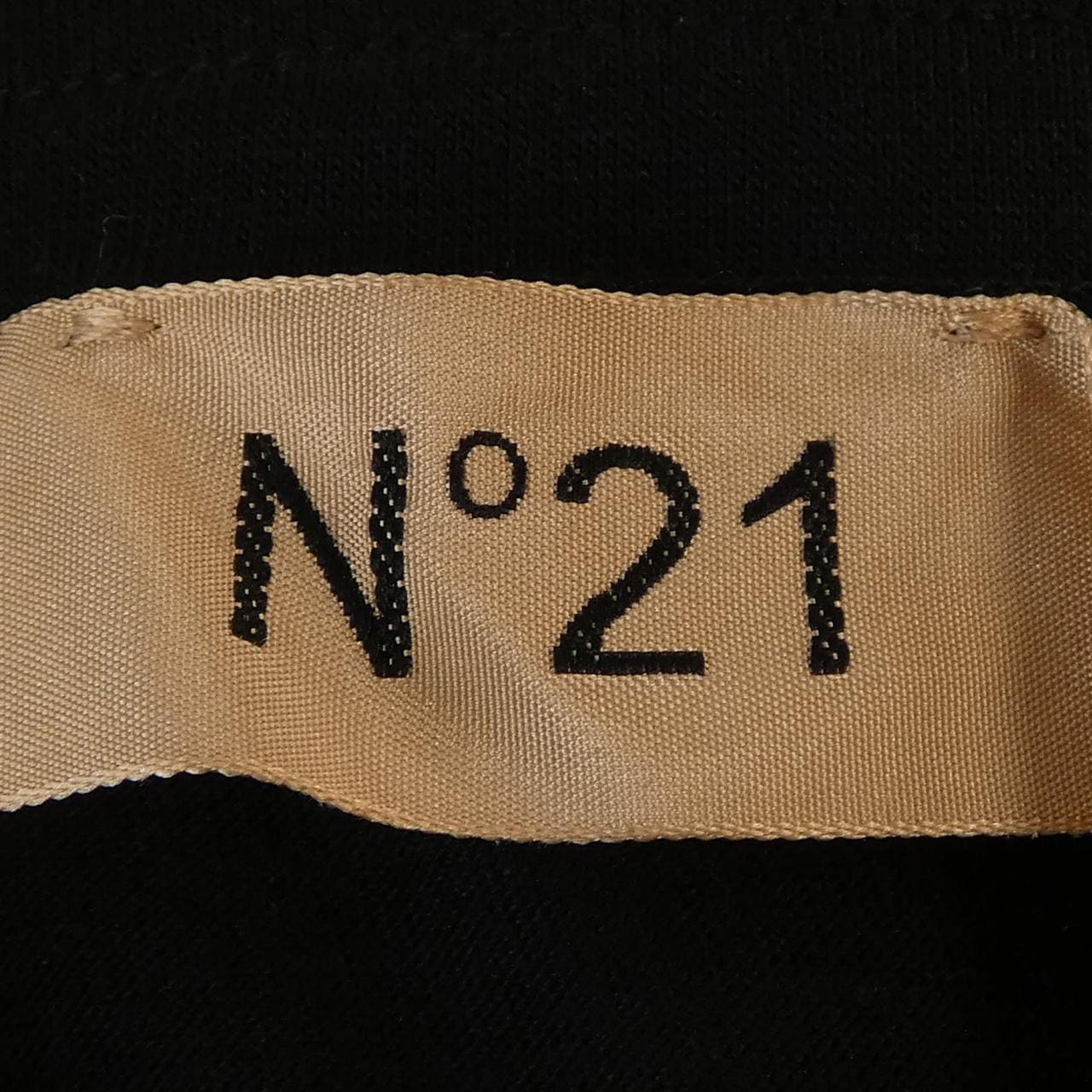 ヌメロヴェントゥーノ N°21 P24IN2C F0214157 トップス