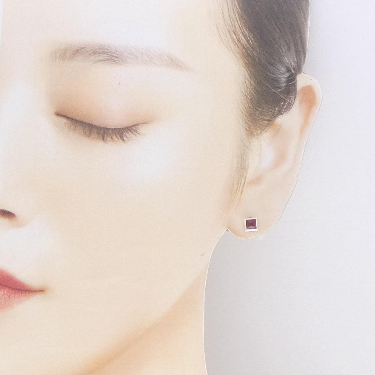 K10YG ガーネット ピアス