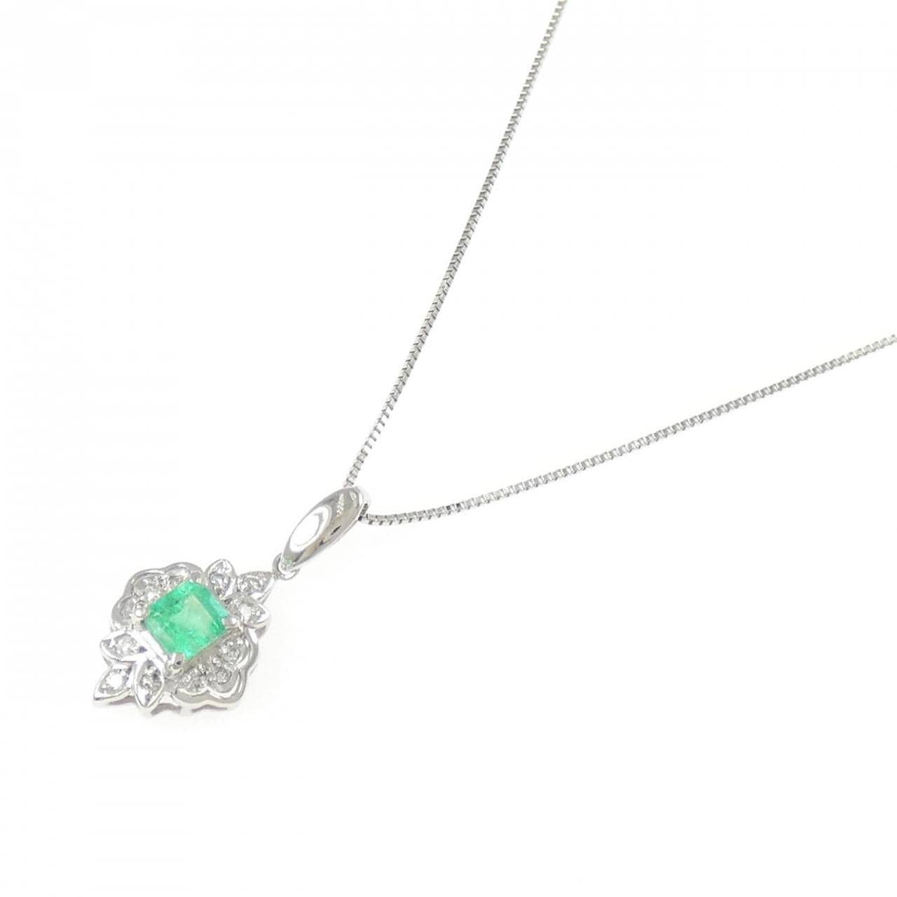 PT900/PT850 エメラルド ネックレス 0.43CT
