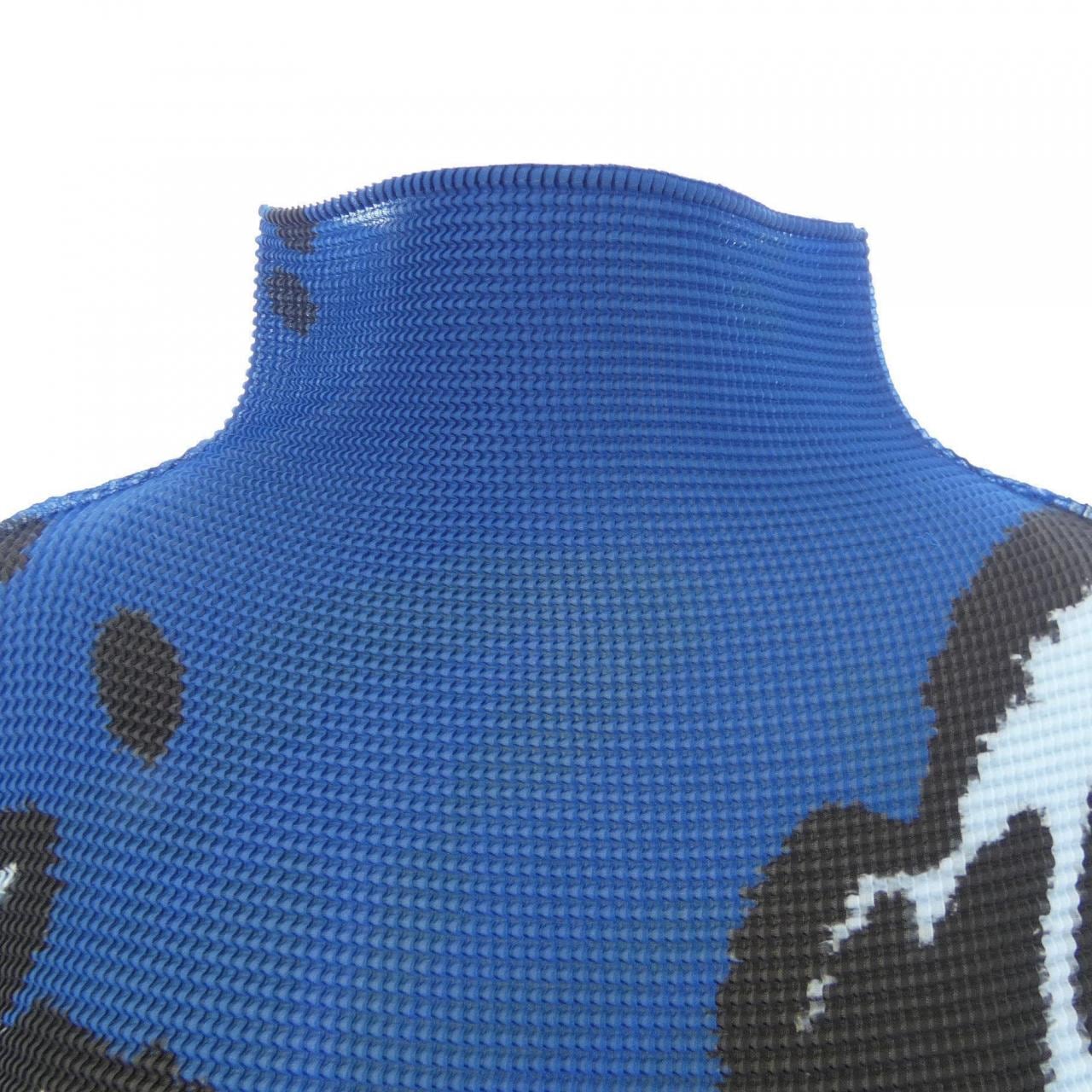 ミーイッセイミヤケ me ISSEY MIYAKE M193FJ721 トップス