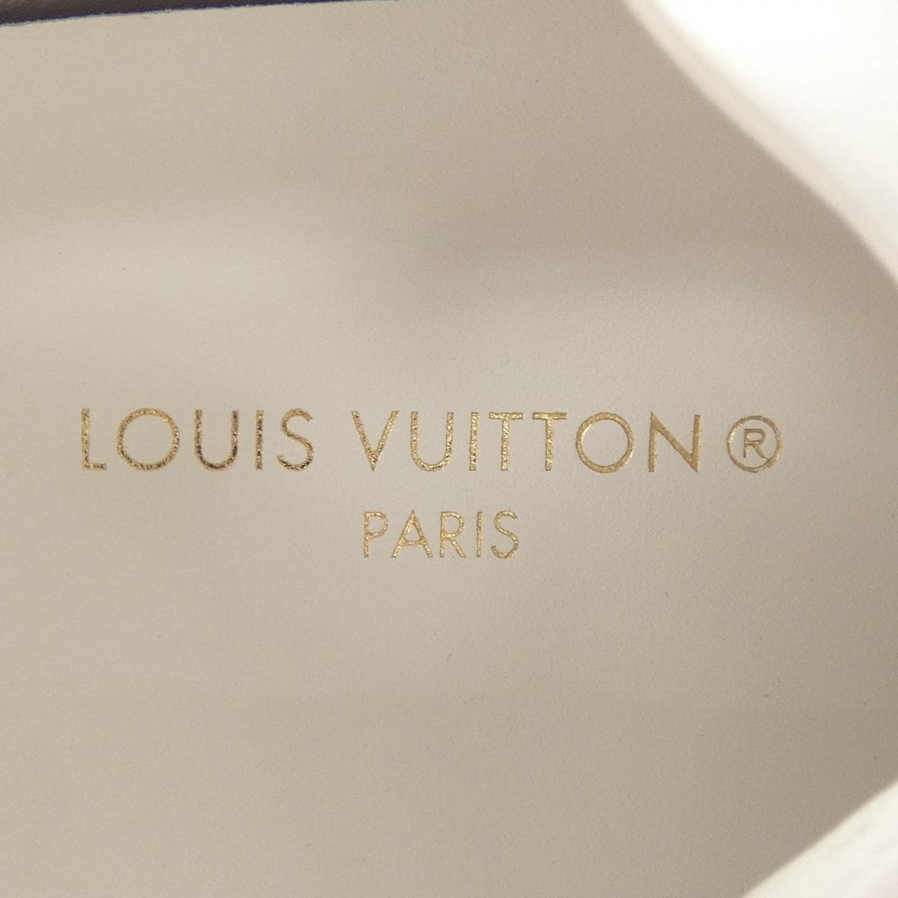 ルイヴィトン LOUIS VUITTON グラフィカル シグネチャープリント タイムアウトライン スニーカー