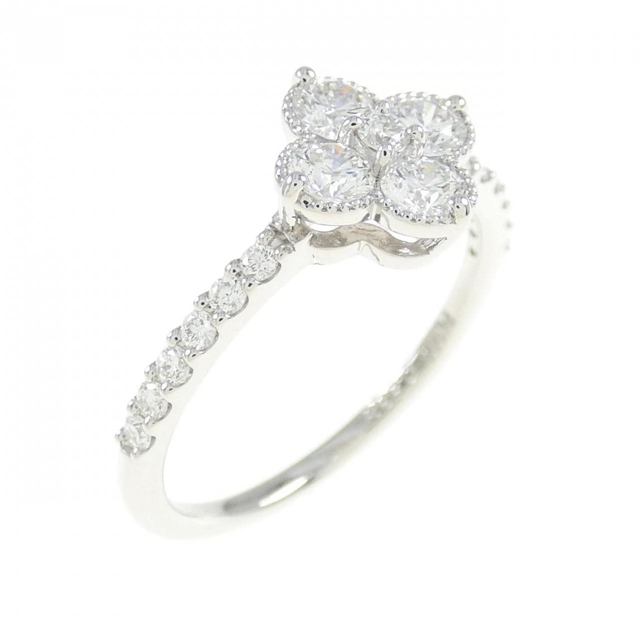 [BRAND NEW] PT Flower Diamond Ring 0.388CT