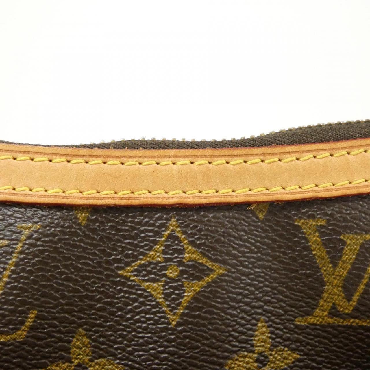 LOUIS VUITTON Monogram Odeon MM M56389 单肩包