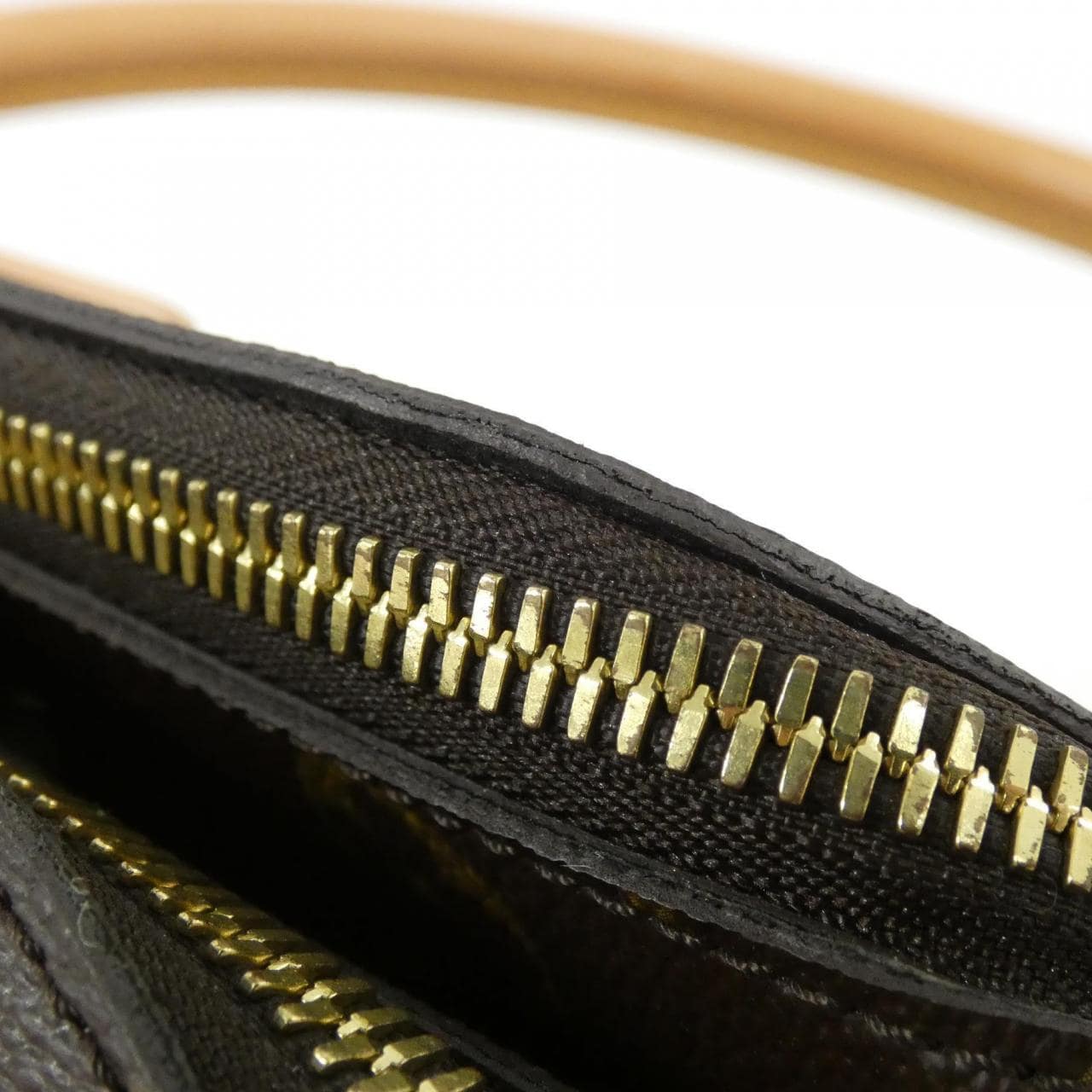 LOUIS VUITTON Monogram Marais MM M41070 包