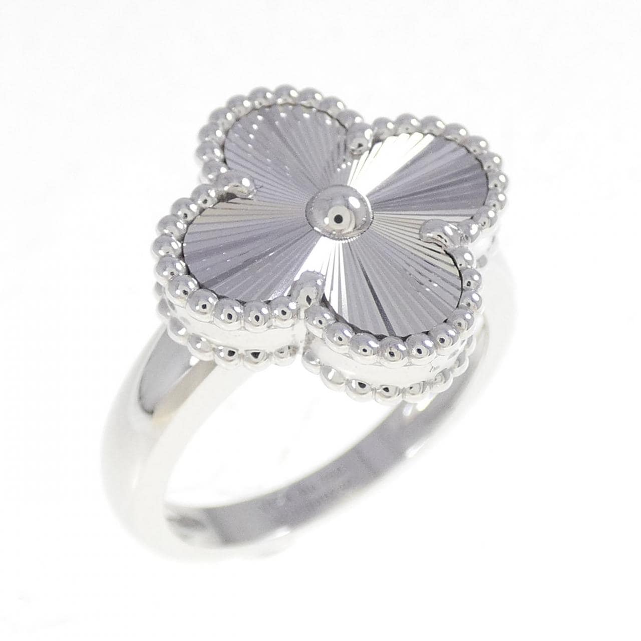 ヴァンクリーフ&アーペル ヴィンテージ アルハンブラ リング