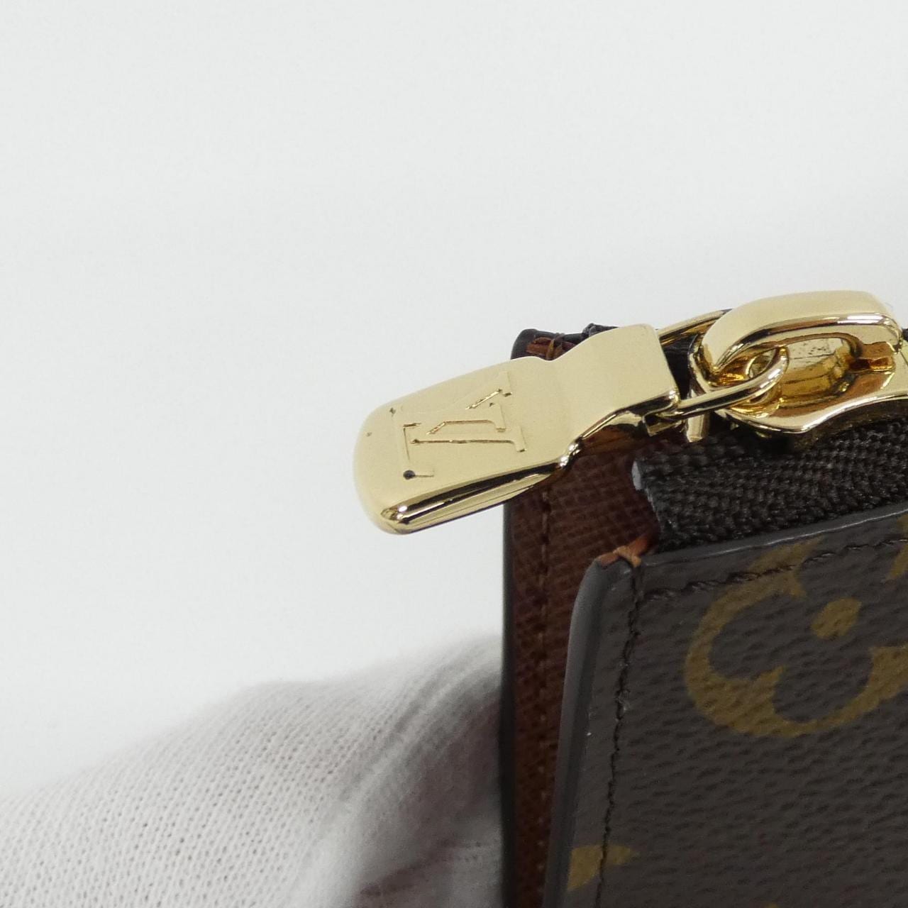 ルイヴィトン モノグラム ポルトフォイユ ノア コンパクト M83476 財布