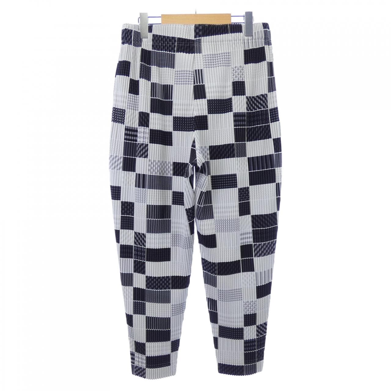 オムプリッセ HOMME PLISSE HP11JF230 パンツ