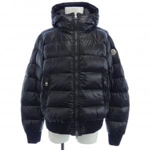 モンクレール MONCLER ダウンジャケット