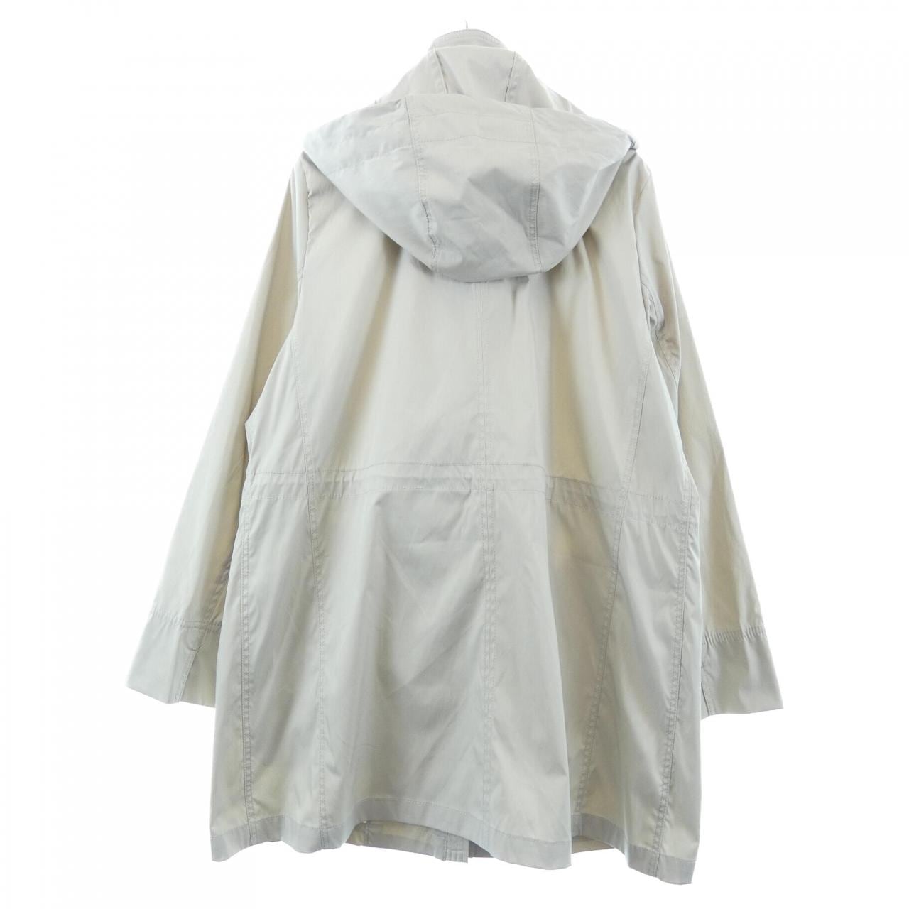 エヴェックスバイクリツィア EVEX BY KRIZIA コート