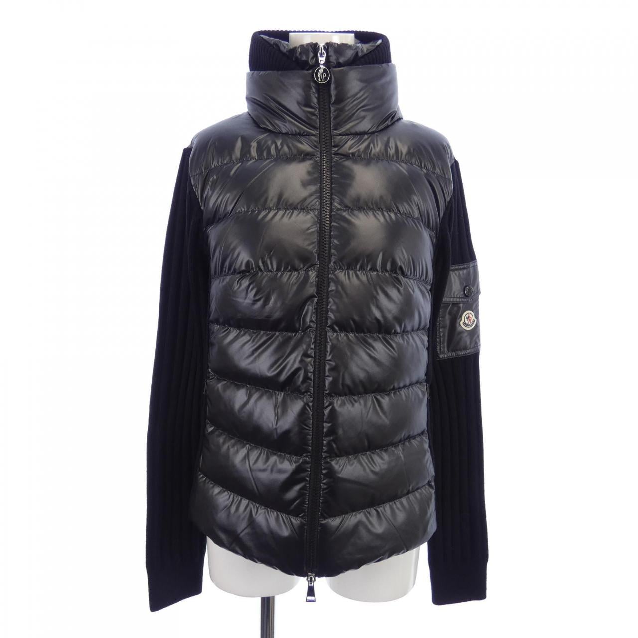 モンクレール MONCLER ダウンジャケット