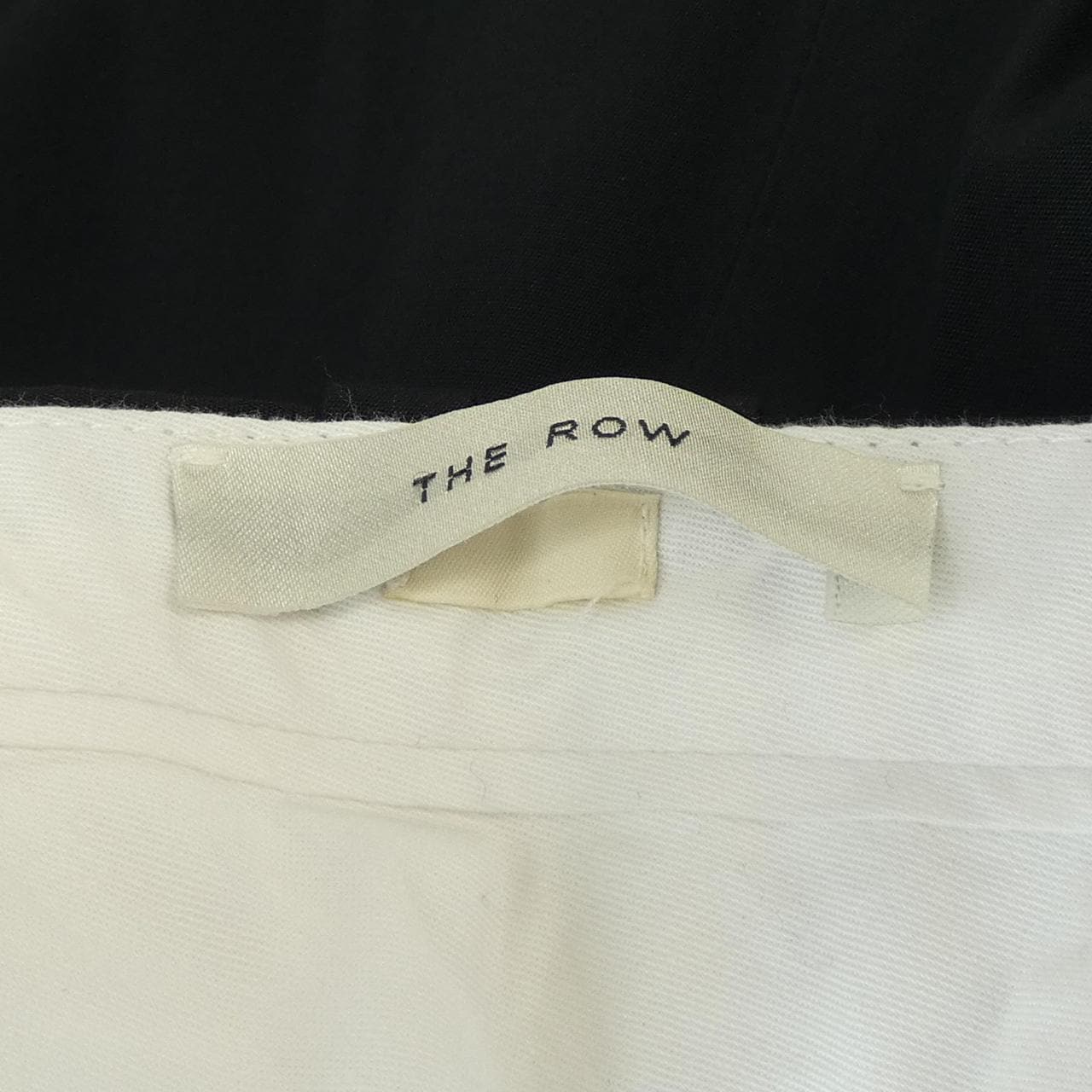 ザロウ THE ROW パンツ