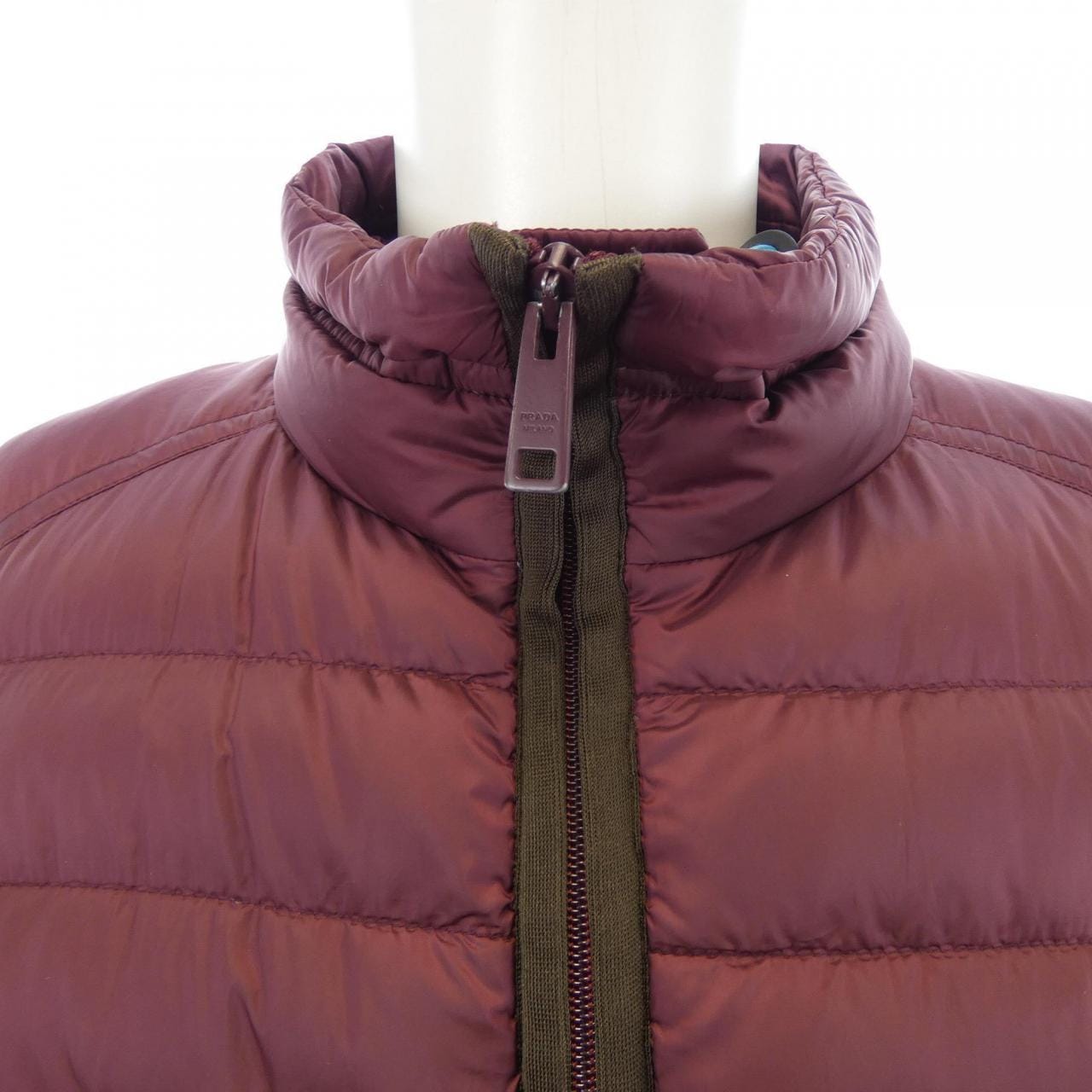 プラダ PRADA SGN614 ダウンジャケット