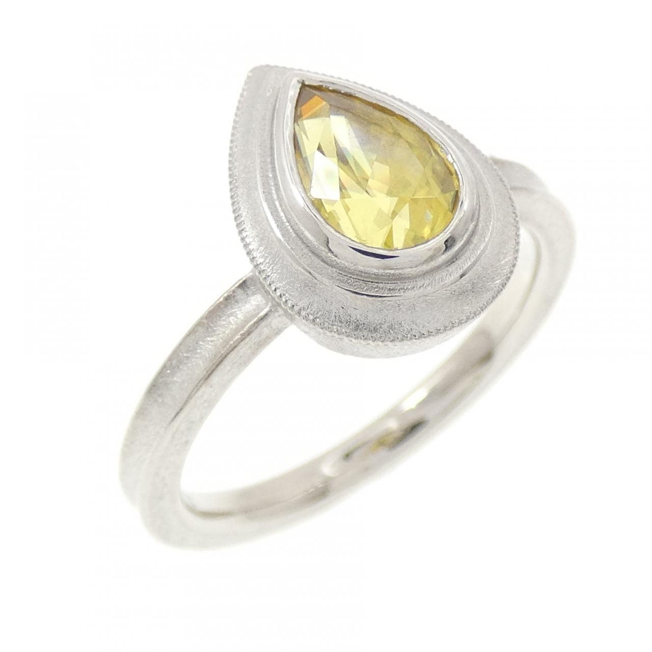 SOIL スフェーン リング 1.17CT