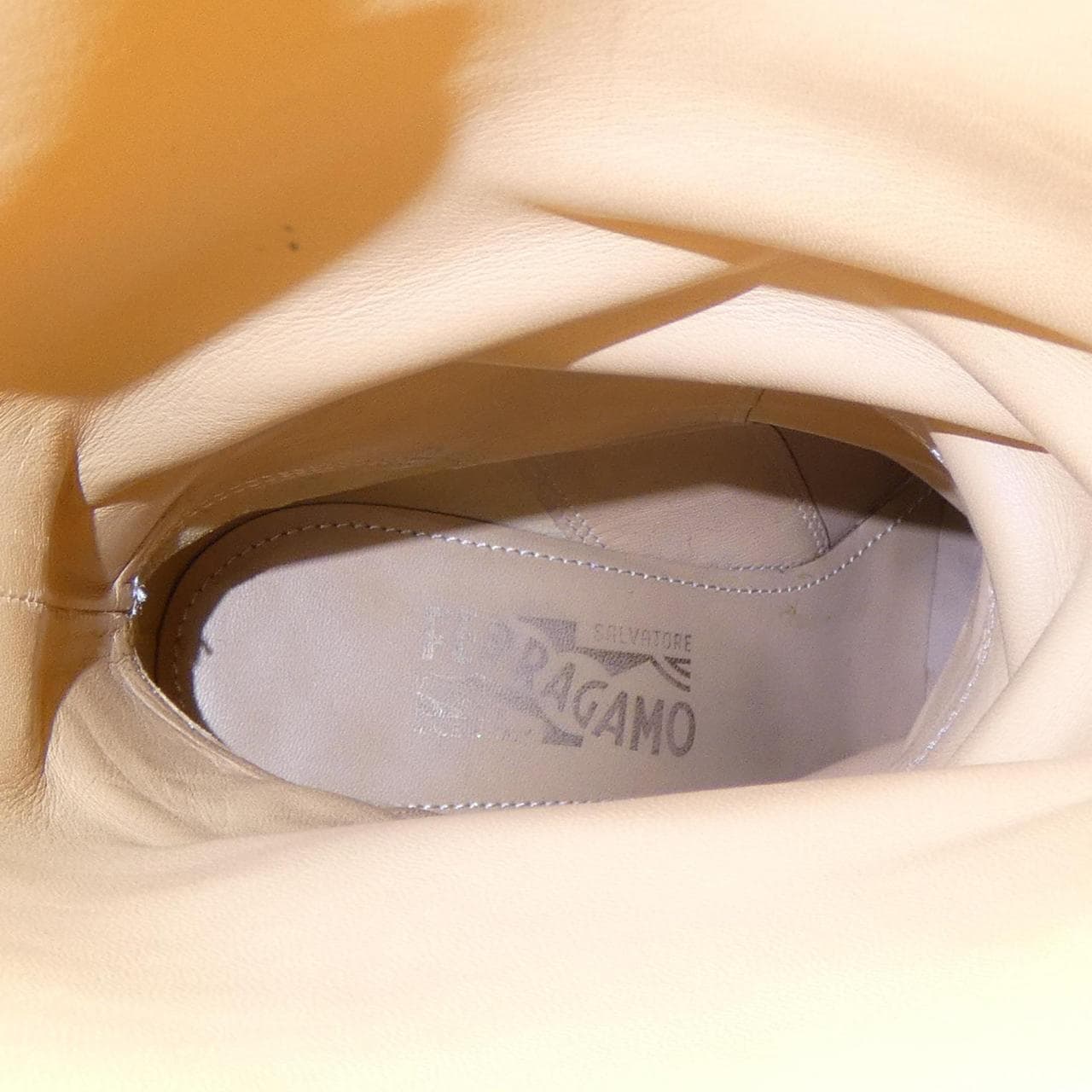 サルヴァトーレフェラガモ SALVATORE FERRAGAMO ロングブーツ