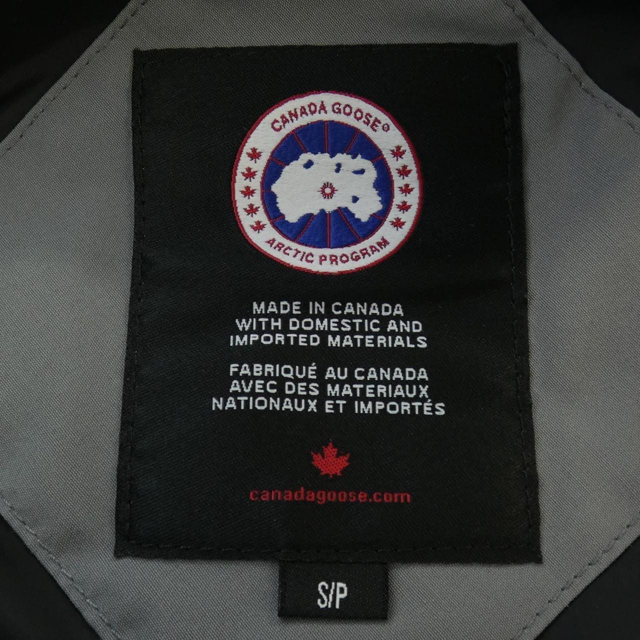 カナダグース CANADA GOOSE ダウンコート