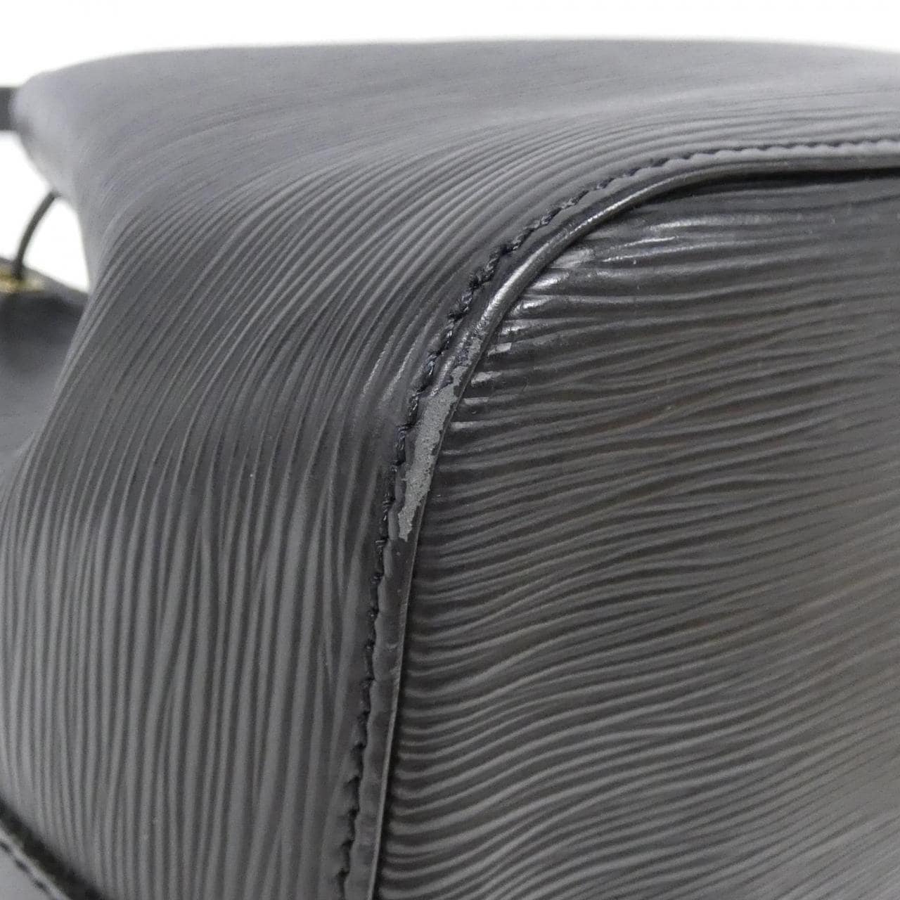 ルイヴィトン エピ プチ ノエ M44102 ショルダーバッグ