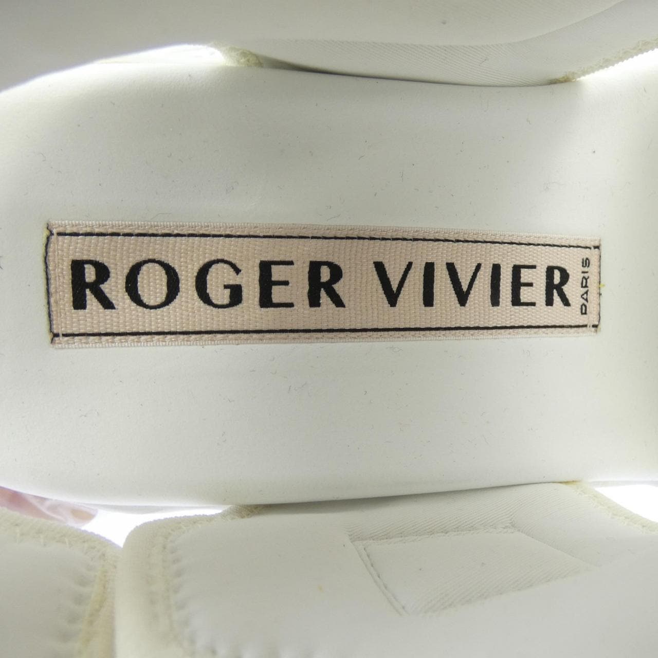 ロジェヴィヴィエ ROGER VIVIER ヴィヴ ラン ストラス バックル サンダル