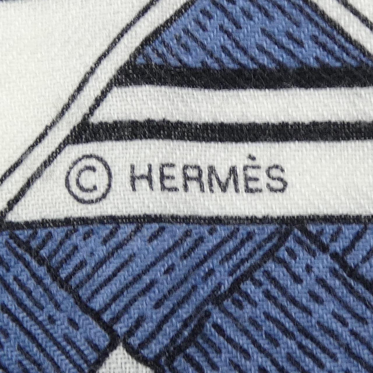 エルメス HERMES MORS A JOUETS BANDANA H244354S カレジェアン140 ショール