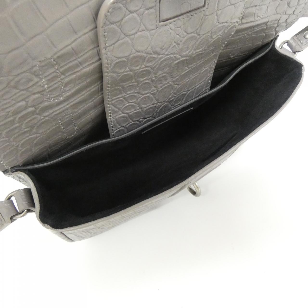 サンローラン PARIS CHARLOTTE 466561 DZE0D ショルダーバッグ