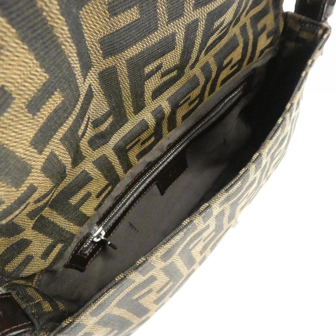 【ヴィンテージ】フェンディ バゲット 26424 ショルダーバッグ