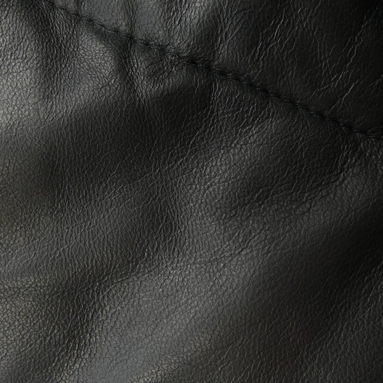 モンクレール MONCLER ダウンジャケット