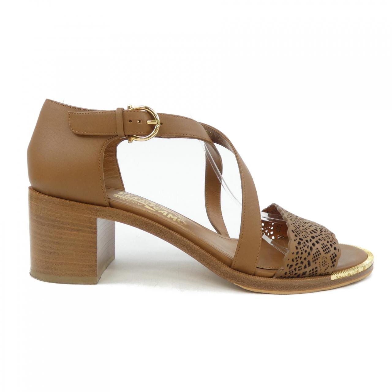 サルヴァトーレフェラガモ SALVATORE FERRAGAMO サンダル