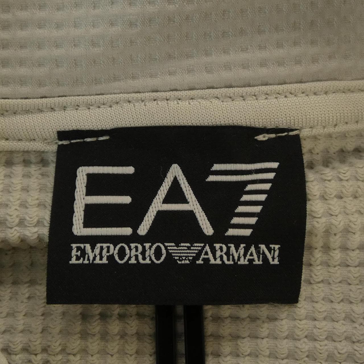 エアセッテ EA7 ブルゾン