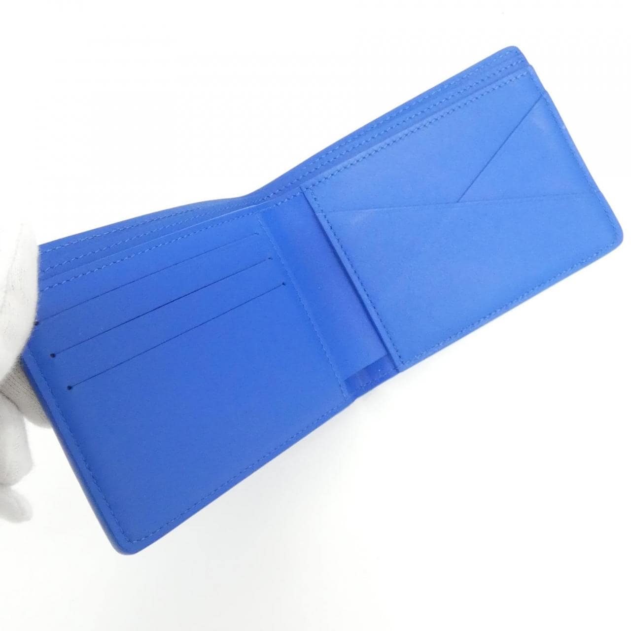 ルイヴィトン LVアエログラム ポルトフォイユ ミュルティプル M82272 札入れ