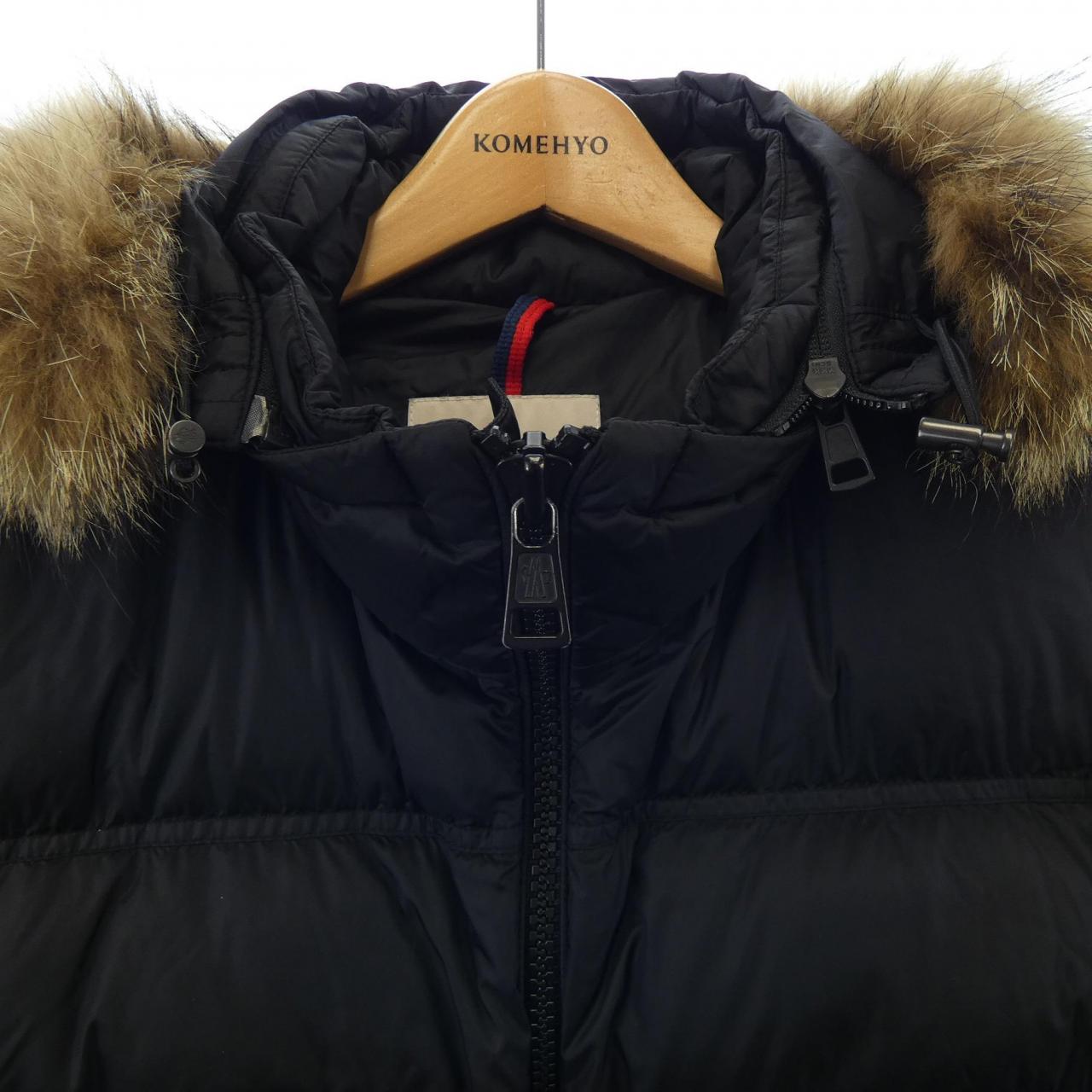 モンクレール MONCLER ダウンジャケット